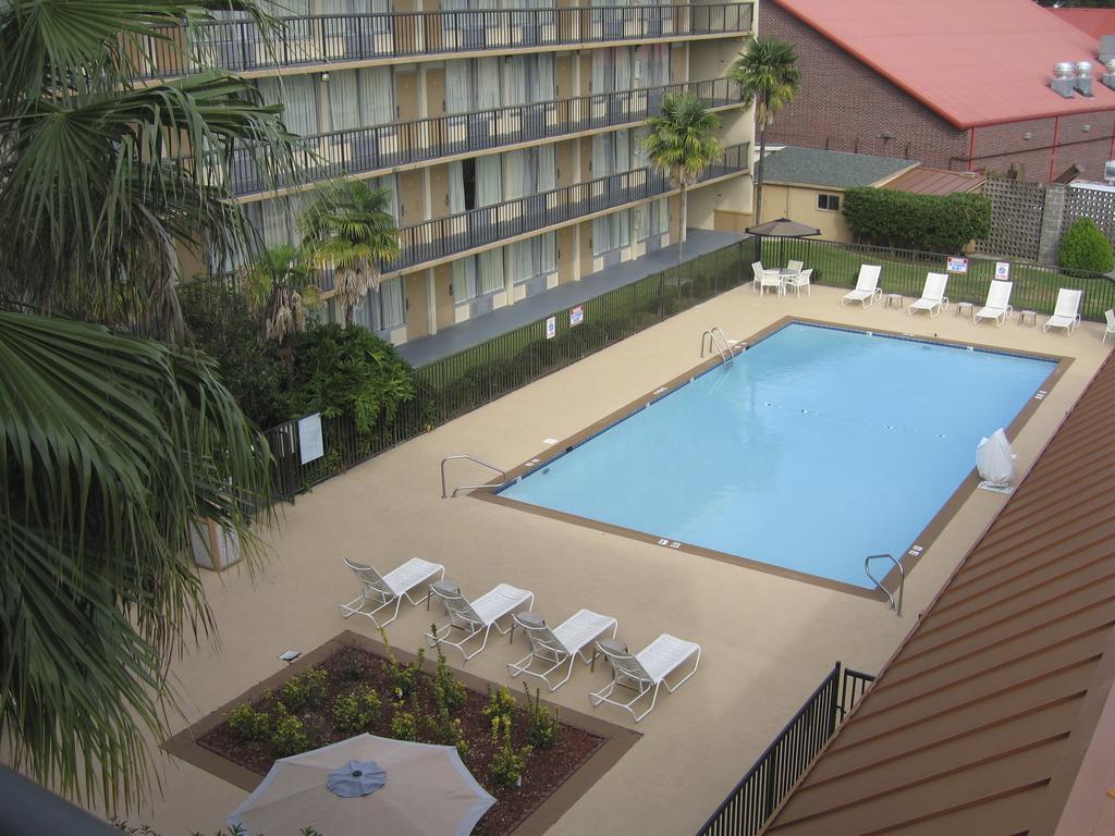 Quality Inn & Suites Baton Rouge West - Port Allen Exterior photo